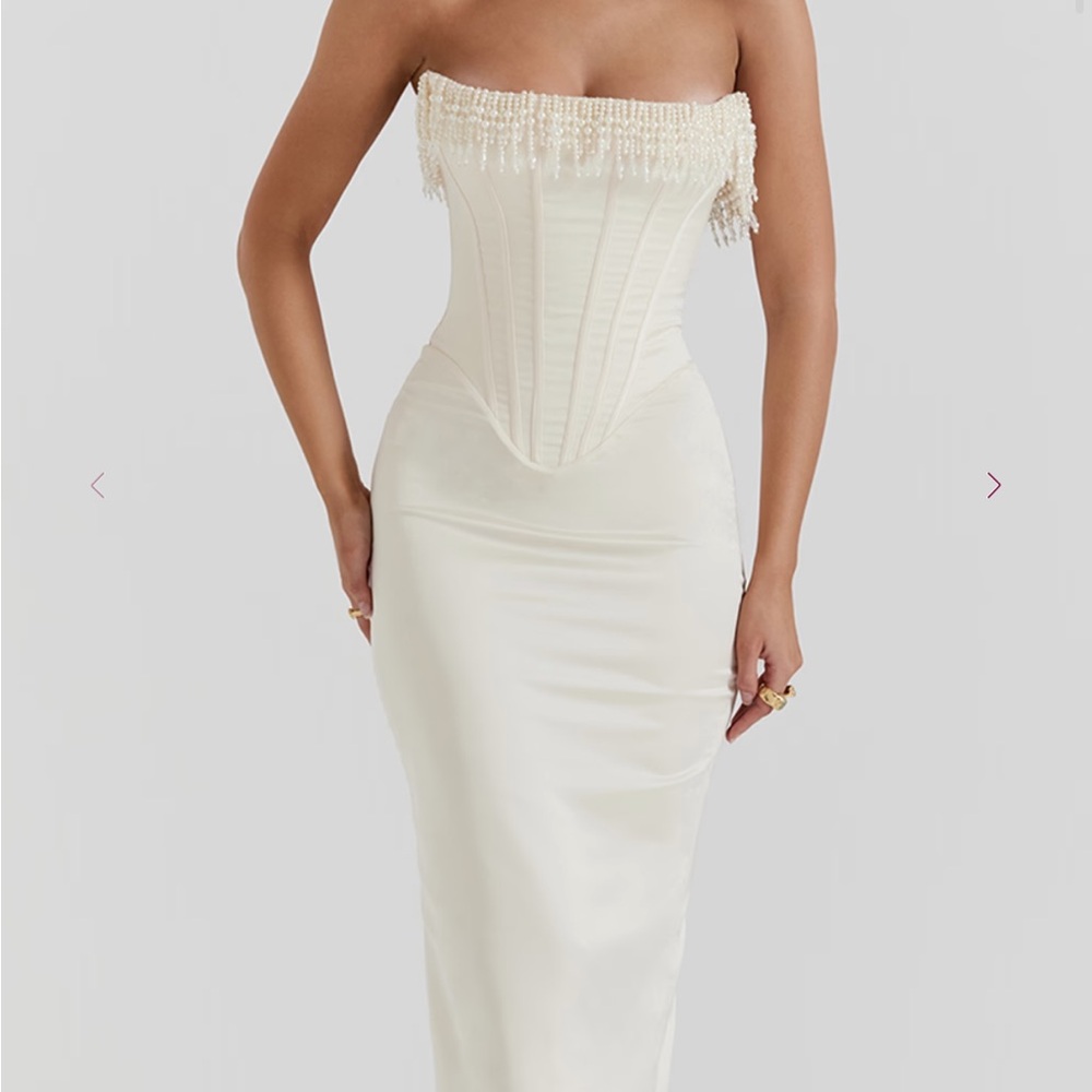 House of CB Cream Nalita corset Strapless Dress